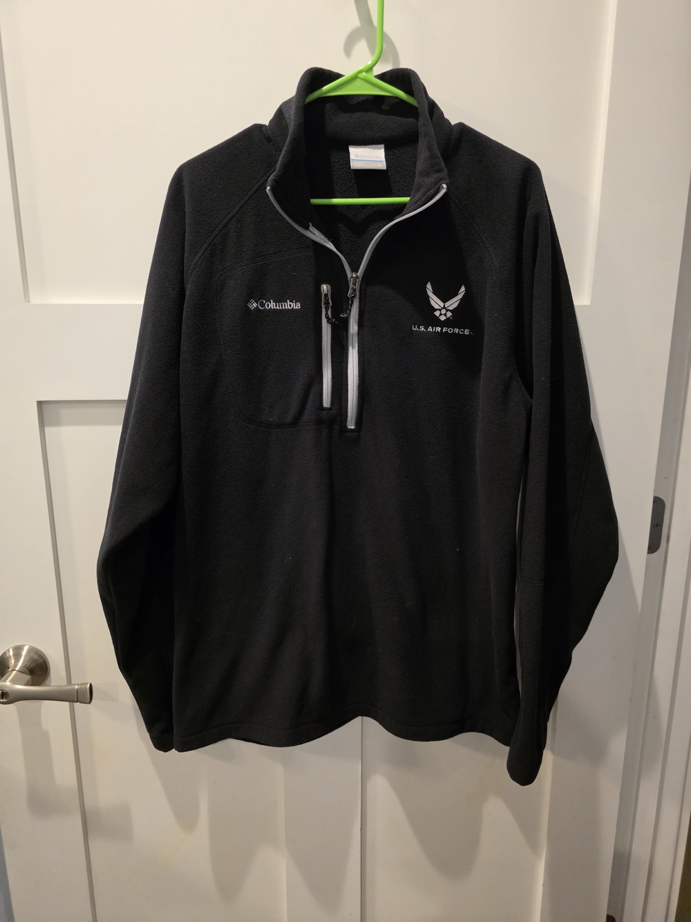 Columbia Mens XL Black 1/2 Zip Pullover Jacket U.S. Air Force Logo Outdoor